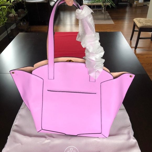 "SOLD" - Femme de Cupcakes Maui tote (New) - Picture 3 of 8